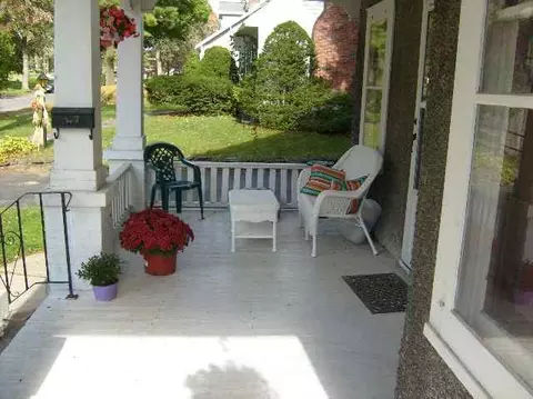 14 Corlaer Ave, Schenectady, NY 12304 photo 4