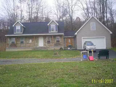 47 Overlook St, Slingerlands, NY 12159 photo 1
