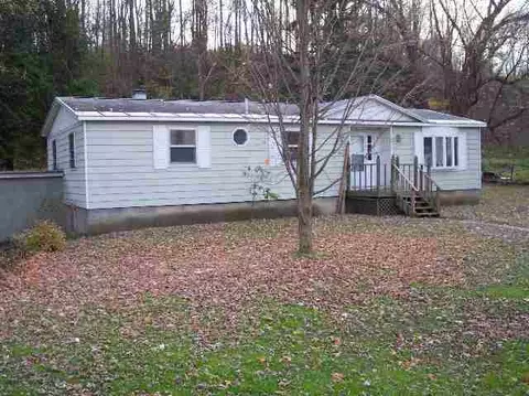 566 Sprakers Rd, Root, NY 12166 photo 1