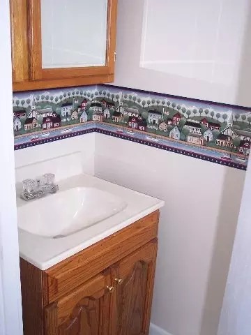 566 Sprakers Rd, Root, NY 12166 photo 5