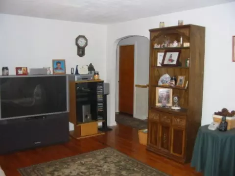 14 Fredericks Rd, Glenville, NY 12302 photo 9