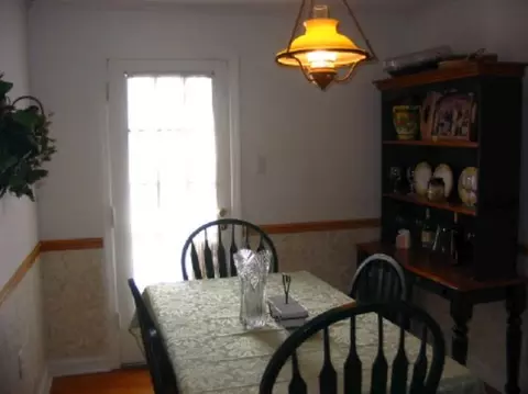 14 Fredericks Rd, Glenville, NY 12302 photo 6