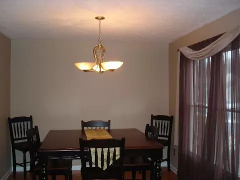 15 Jester Ct, Schenectady, NY 12304 photo 7