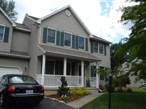 15 Jester Ct, Schenectady, NY 12304 photo 1