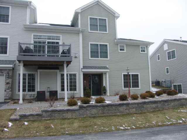 2372 Nott St E, Schenectady, NY 12309 photo 1