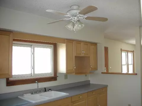 327 Pine St, Corinth, NY 12822 photo 3