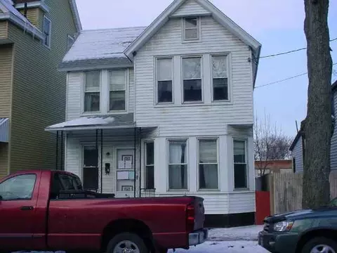 9 Park Pl, Schenectady, NY 12309 photo 1