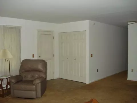 194 Macarthur Ave, Cobleskill, NY 12043 photo 5