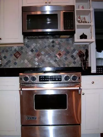 1075 Waverly Pl, Schenectady, NY 12308 photo 6