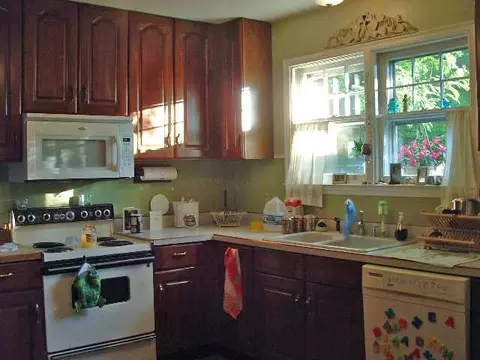 1132 Phoenix Ave, Schenectady, NY 12308 photo 9