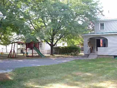 1132 Phoenix Ave, Schenectady, NY 12308 photo 3