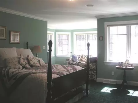 70 Crystal Ln, Delmar, NY 12054 photo 7