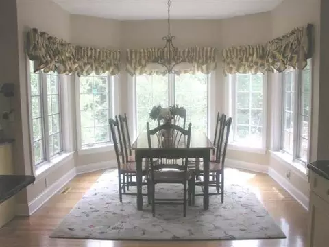 70 Crystal Ln, Delmar, NY 12054 photo 4