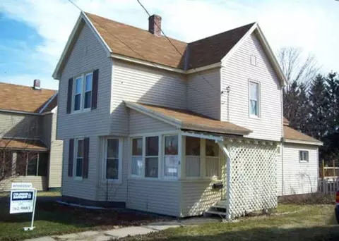 6 Mckinley Ave, Johnstown, NY 12095 photo 3