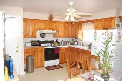 335 Twelfth St, Schenectady, NY 12306 photo 4