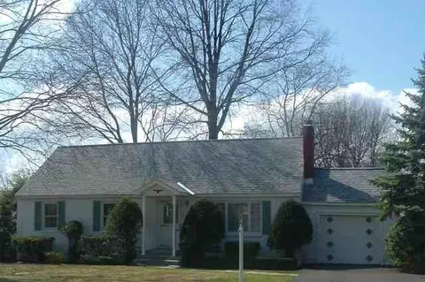 1367 Lexington Ave, Schenectady, NY 12309 photo 1