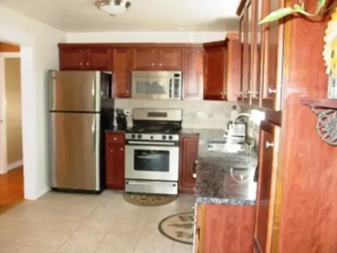 14 Salisbury Rd, Delmar, NY 12054 photo 5