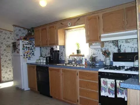 2 Dusty Trl, Corinth, NY 12822 photo 4