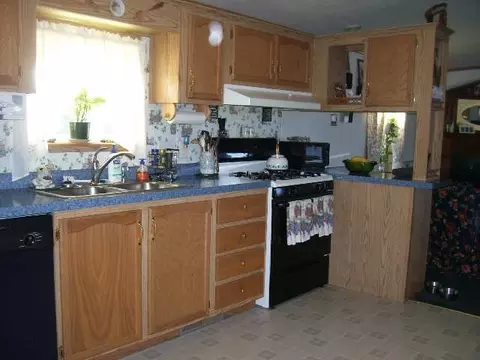 2 Dusty Trl, Corinth, NY 12822 photo 3