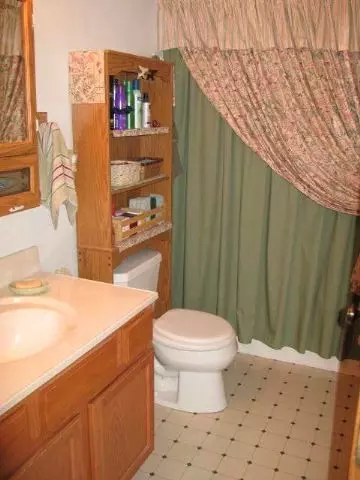 5 Firehouse Rd, Halfmoon, NY 12065 photo 7