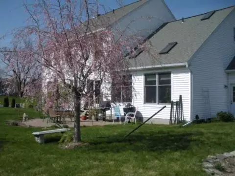 61 Fields End Dr, Glenmont, NY 12077 photo 12