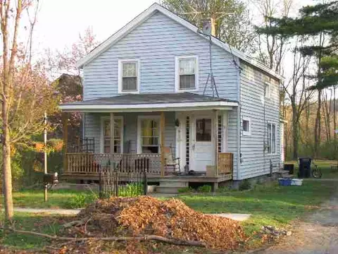 7 Spring St, Cambridge, NY 12816 photo 1