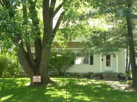 2 Leonard Pl, Delmar, NY 12054 photo 9