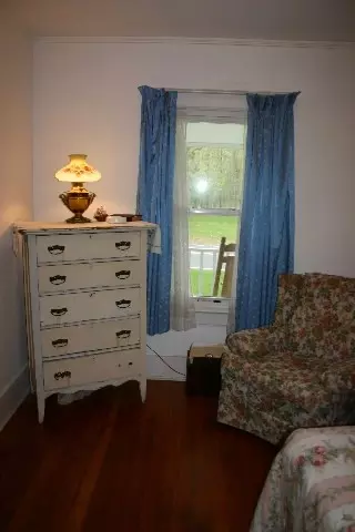 268 Elm Ave, Selkirk, NY 12158 photo 5