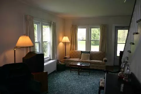 268 Elm Ave, Selkirk, NY 12158 photo 6