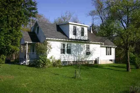 268 Elm Ave, Selkirk, NY 12158 photo 1