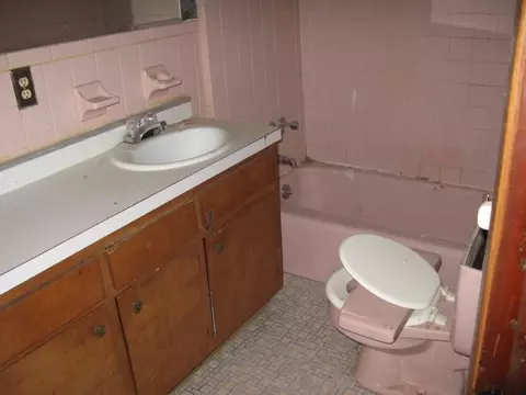 1005 State St, Schenectady, NY 12307 photo 4