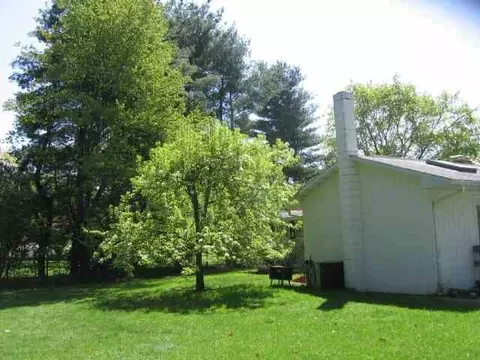 2 Gaffney Ln, Kinderhook, NY 12106 photo 4