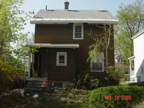 44 Wilson Ave, Schenectady, NY 12304 photo 2
