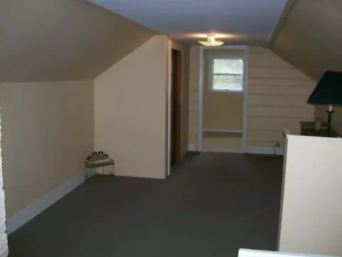 14 Elliott Ave, Schenectady, NY 12304 photo 3