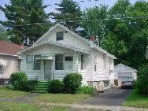 14 Elliott Ave, Schenectady, NY 12304 photo 1
