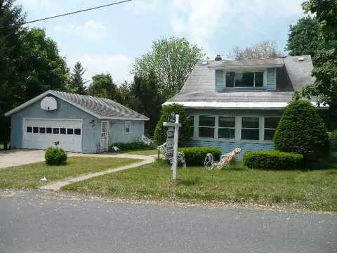 48 Mt Stuart Rd, Schenectady, NY 12304 photo 1