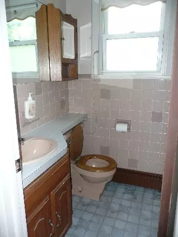 48 Mt Stuart Rd, Schenectady, NY 12304 photo 8
