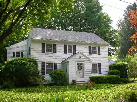 2 Winding Rd, Delmar, NY 12054 photo 1