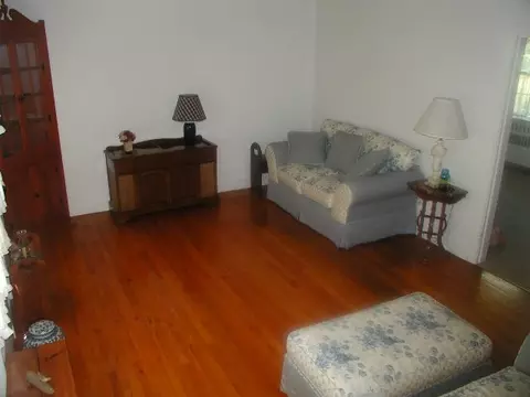 1 Woodridge Rd, Delmar, NY 12054 photo 2