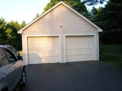 200 Elsmere Ave, Delmar, NY 12054 photo 5