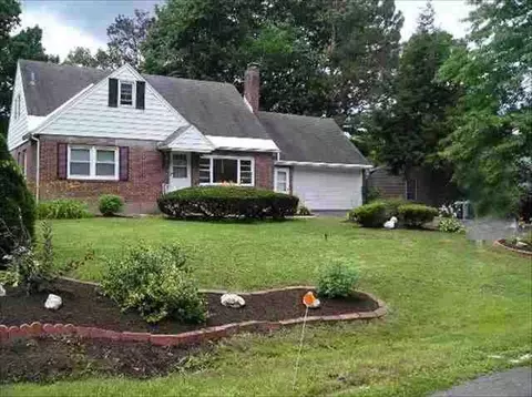 1566 Regal Ave, Schenectady, NY 12309 photo 1