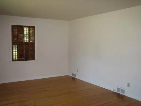 40 Cherry Ave, NY 99999 photo 4
