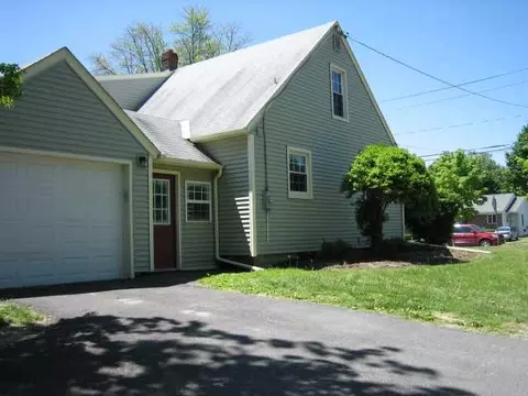 40 Cherry Ave, NY 99999 photo 2
