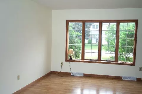 13 Frances Ln, Albany, NY 12203 photo 4