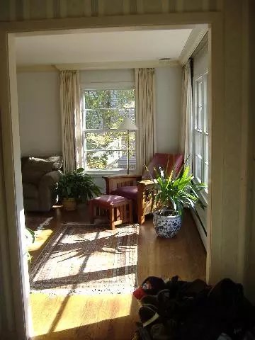16 Lyons Ave, Delmar, NY 12054 photo 6