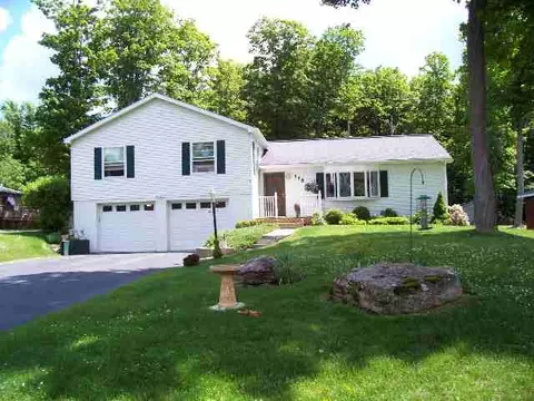 118 Van Deusen Dr, Cobleskill, NY 12043 photo 10