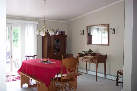 118 Van Deusen Dr, Cobleskill, NY 12043 photo 4