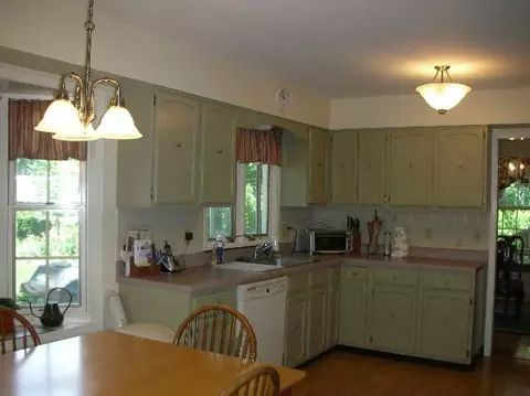 32 Bennett Ter, Delmar, NY 12054 photo 5