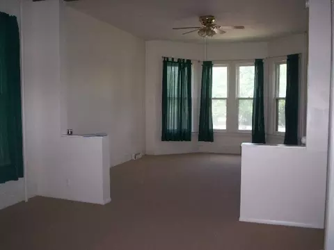 742 Eastern Ave, Schenectady, NY 12304 photo 2