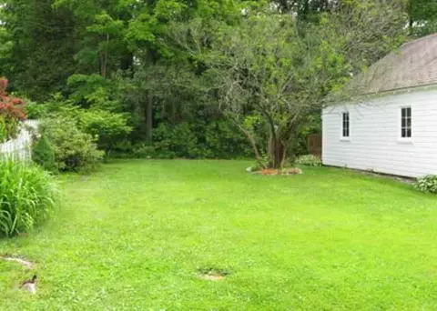 710 S Perry St, Johnstown, NY 12095 photo 7